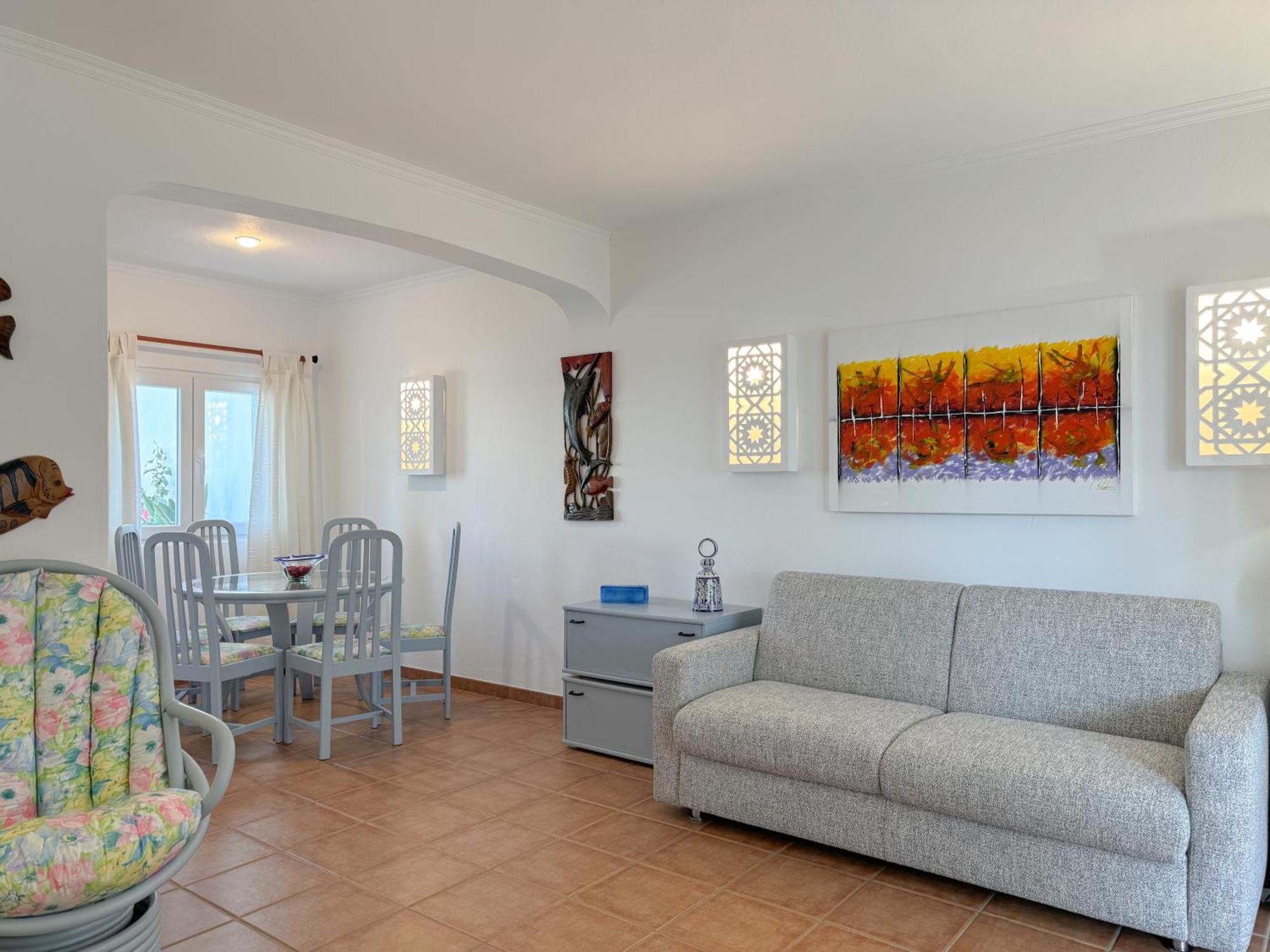 Casa Com 2 E Terraco A Passos Do Mar #1958 Holiday home *